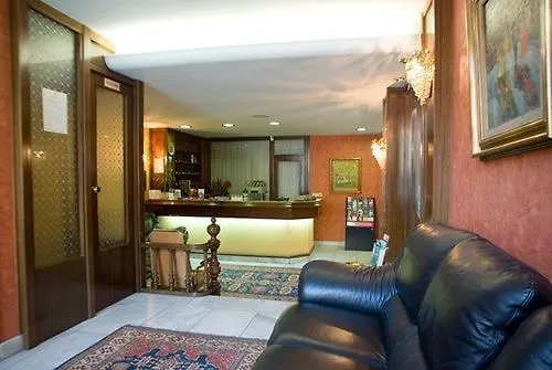 Szálloda Alda Centro Gijón